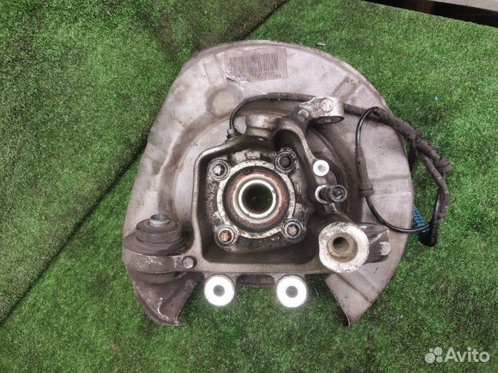 Кулак задний правый Bmw 5-Series E60 N52B30 2007