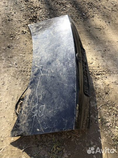 Крышка багажника седан volkswagen passat B5 Б5