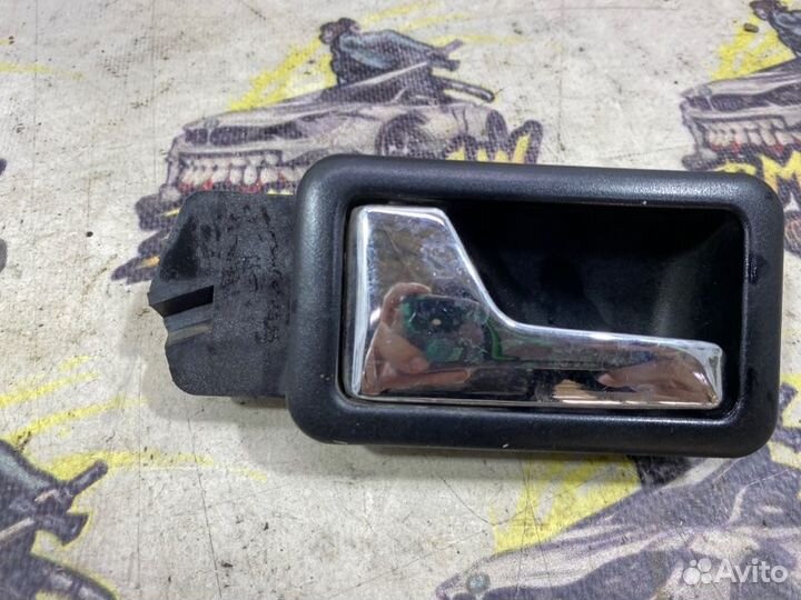 Ручка двери задняя левая Audi 80 B3 AAD 1991