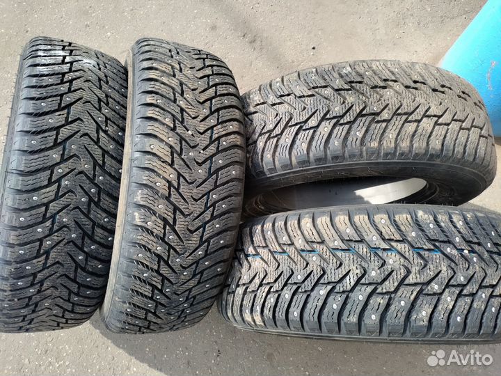 Nokian Tyres Nordman 8 SUV 235/65 R17 108T
