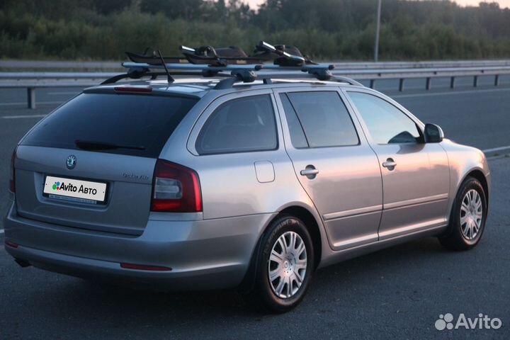 Skoda Octavia 1.6 МТ, 2011, 397 000 км