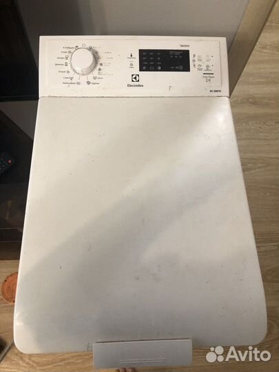 Стиральная машина с вертикальной загрузкой