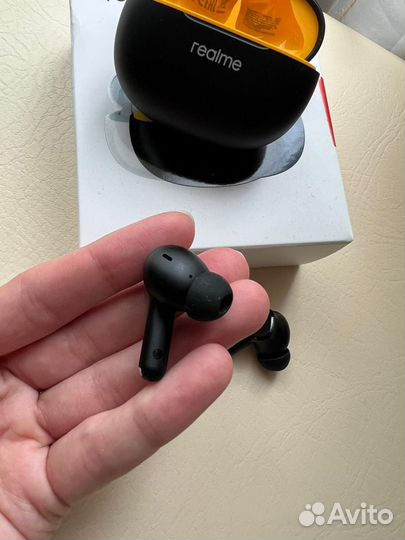 Беспроводные наушники realme buds 100