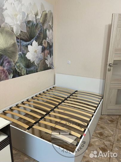 Кровать двуспальная
