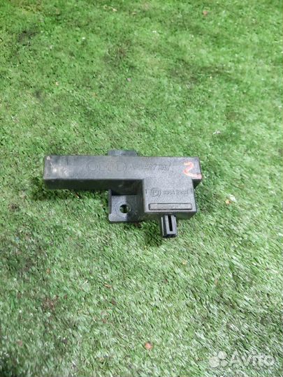 Антенна бесключевого доступа Audi A6 C6