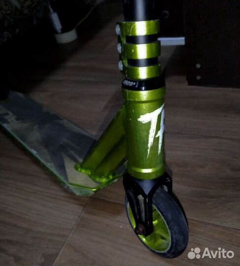 Трюковой самокат