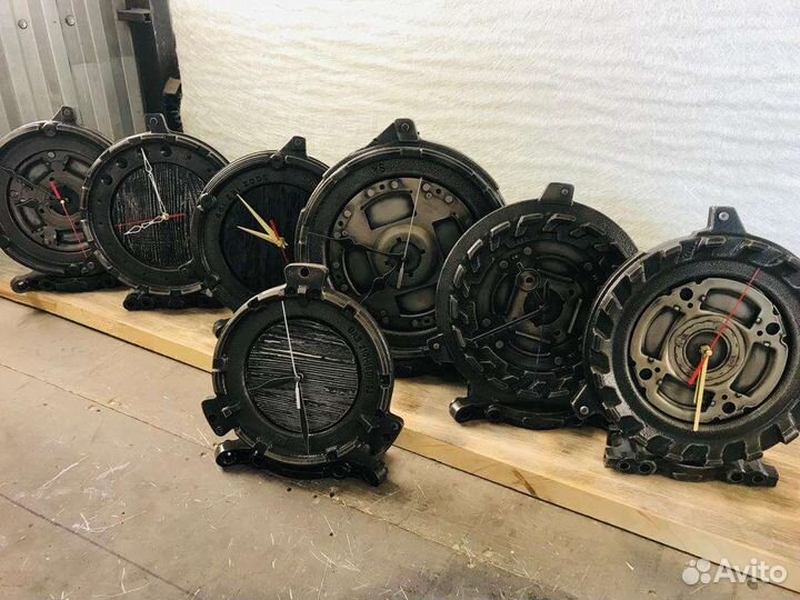 Часы в стиле лофт