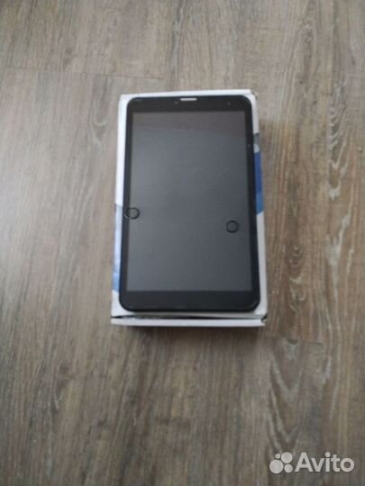 Планшет 8
