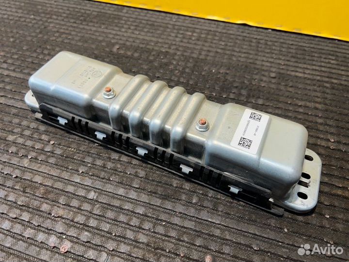 Подушка безопасности в торпедо Mercedes Benz A200