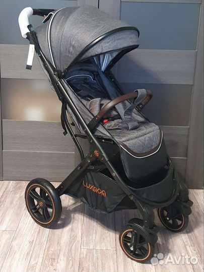 Прогулочная коляска Luxmom 609