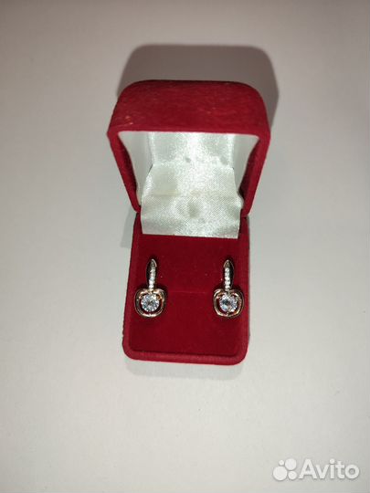 Серьги женские