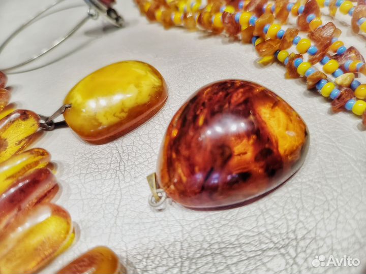 Украшения из янтаря