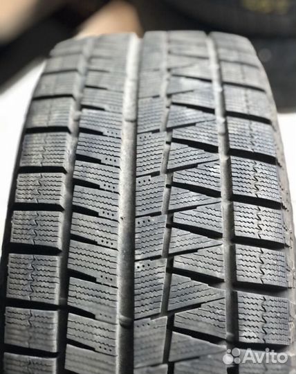 Bridgestone Blizzak RFT 225/50 R17