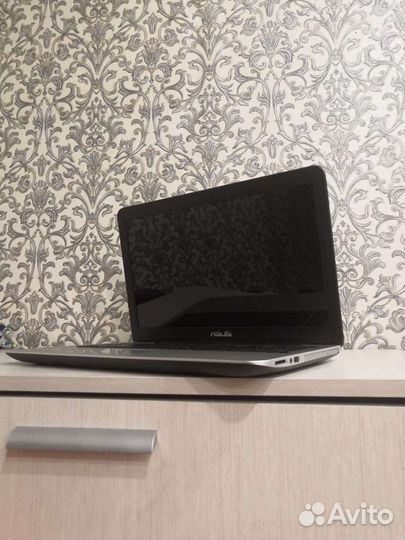 Intel Core i3, 8гб DDR3L,1тб HDD, nvidia 820M- 2Гб