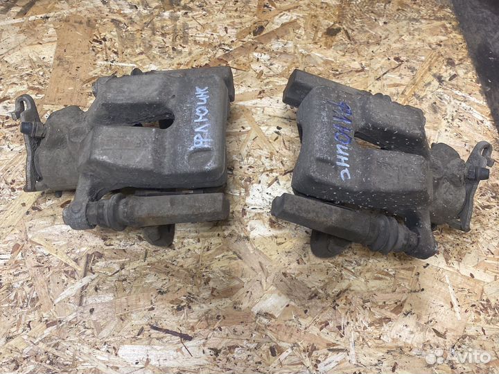 Суппорт задний Renault fluence