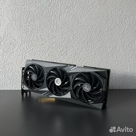 Видеокарта MSI RTX 4070ti Gaming Trio