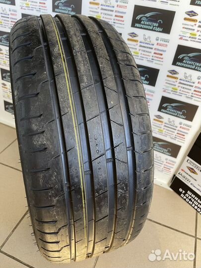 Nokian Tyres Hakka Black 2 235/55 R17 103Y