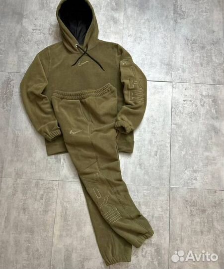 Спортивный костюм Nike