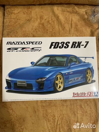 Сборная модель 1/24 Mazda Rx-7 FD3S Aoshima