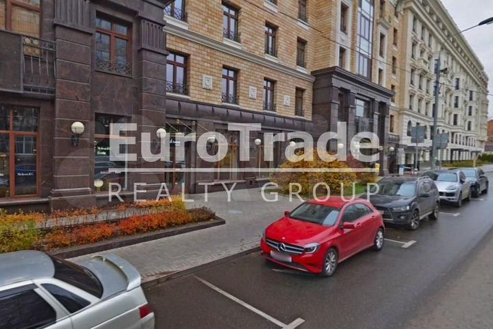 Сдам торговое помещение, 192 м²