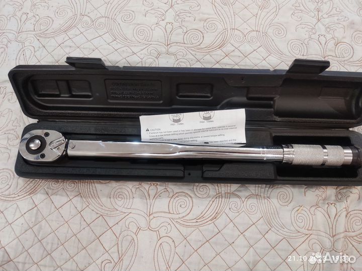 Динамометрический ключ 28-210Нм (2,9-21,4Кгс/м)