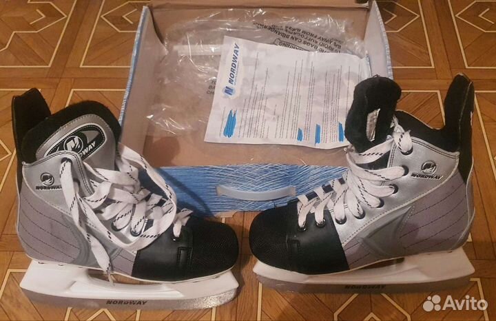 Коньки женские