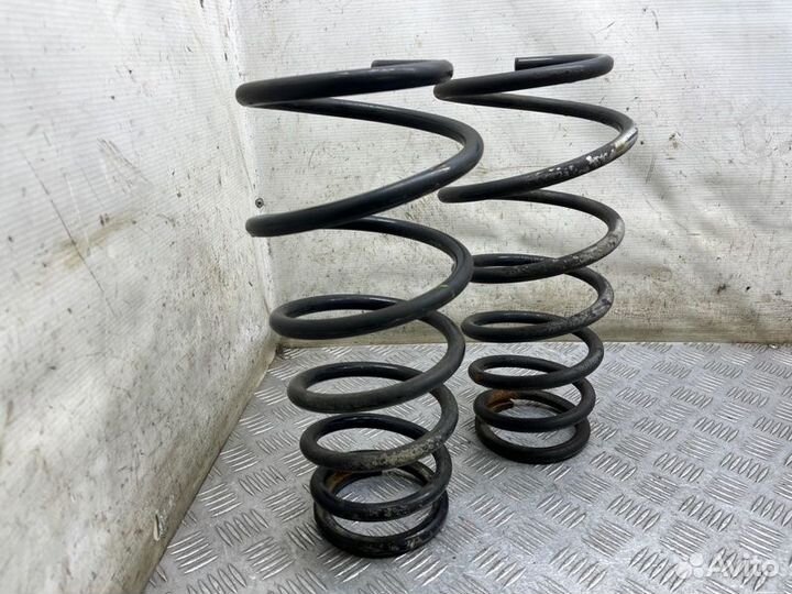 Пружина задняя Toyota Camry V40 2azfe 2008