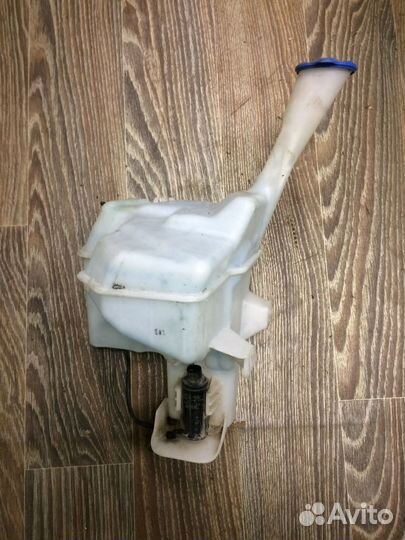 Бачок стеклоомывателя Hyundai Solaris 1