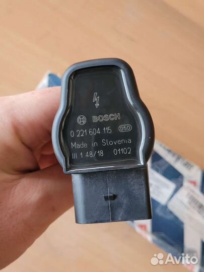 Катушка зажигания Bosch 0 221 604 115