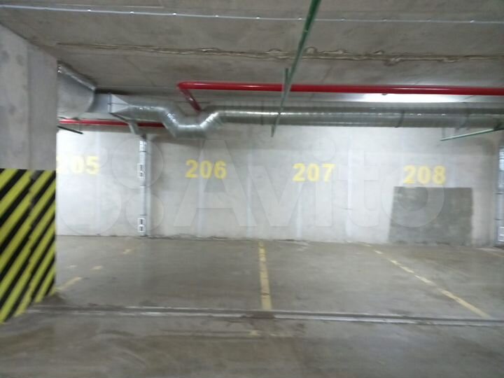 Машиноместо, 13 м²