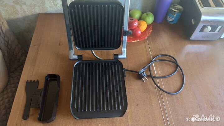 Электрогриль Polaris PGP 2902