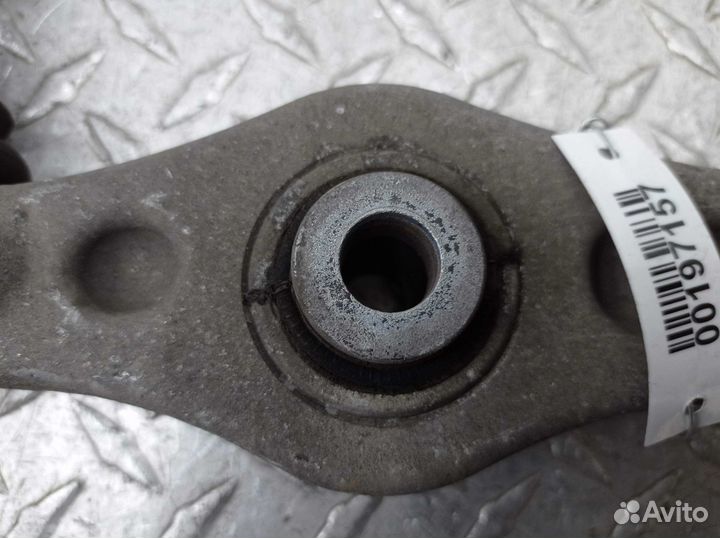 Рычаг передний левый нижний Mercedes GLC W253