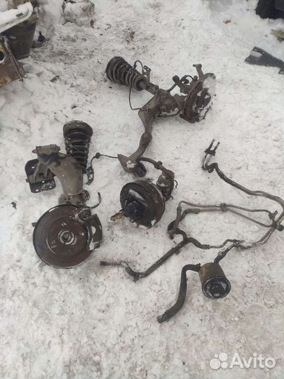 Привод Левый Нисан блюберд ENU 14 4vd