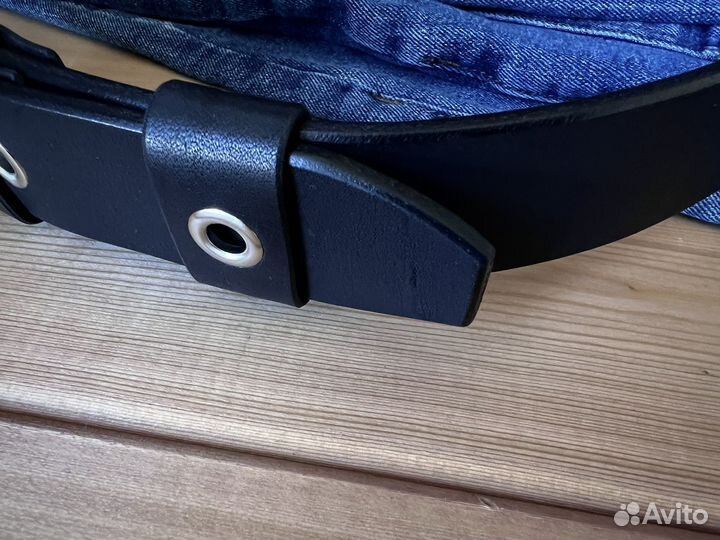 Кожаный ремень черный с люверсами