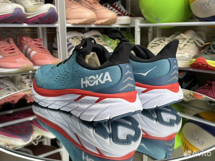 Hoka Clifton 8