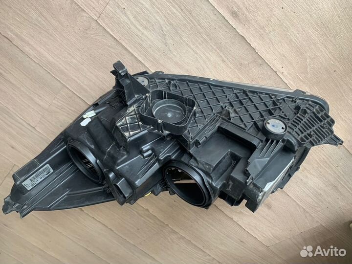 Фара правая Ford Kuga 2 Рестайлинг