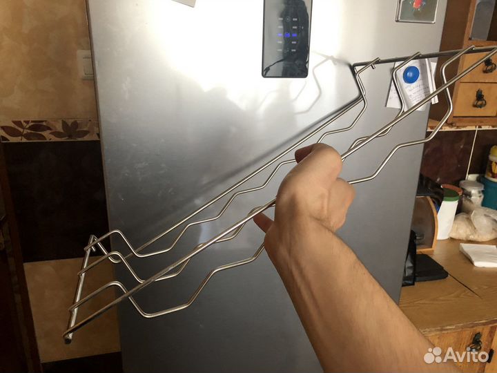 Полка для бутылок в холодильник