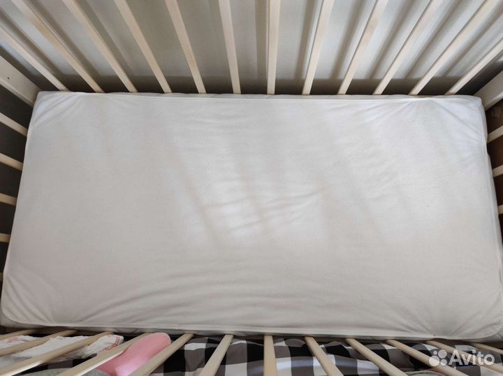 Детская кровать с матрасом от 0 до 3 лет