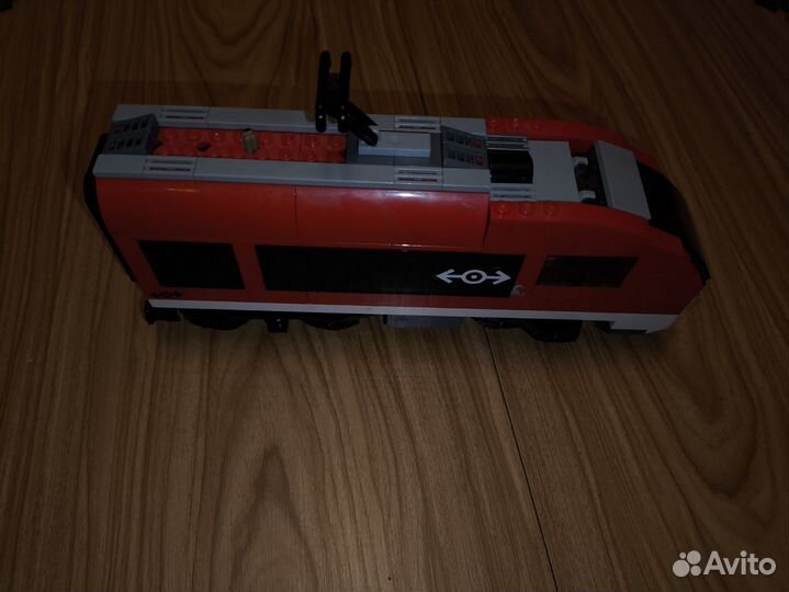 Лего пассажирский поезд 7938
