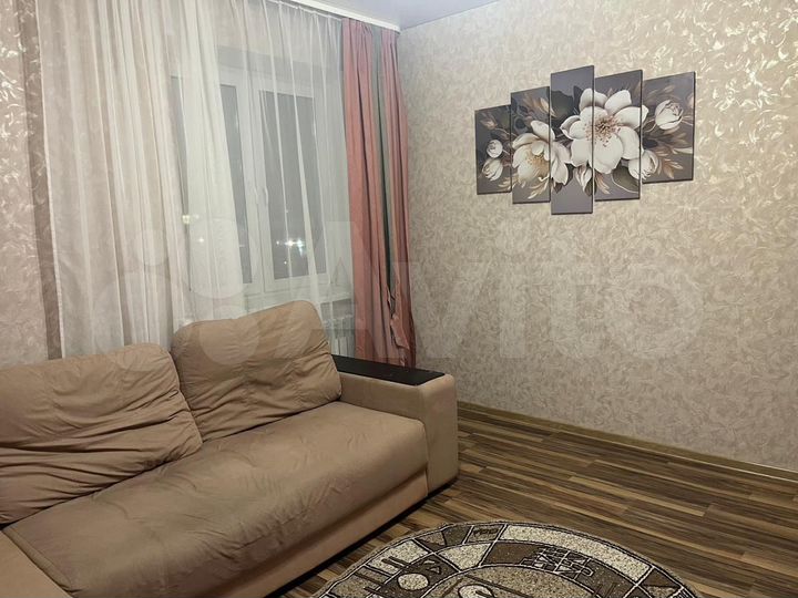 2-к. квартира, 64 м², 2/16 эт.