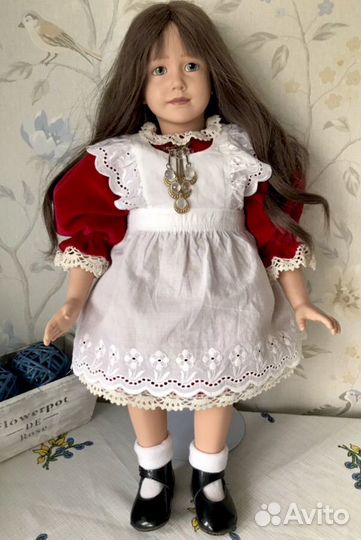 Кукла Габриэль Браун виниловая коллекционная