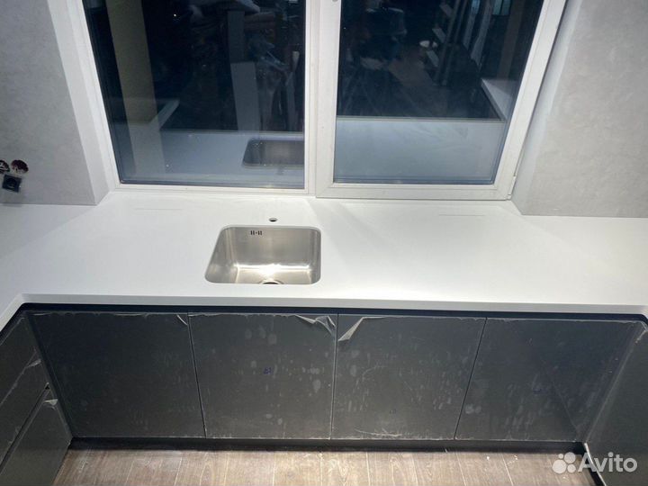 Столешница для кухни из искусственного камня