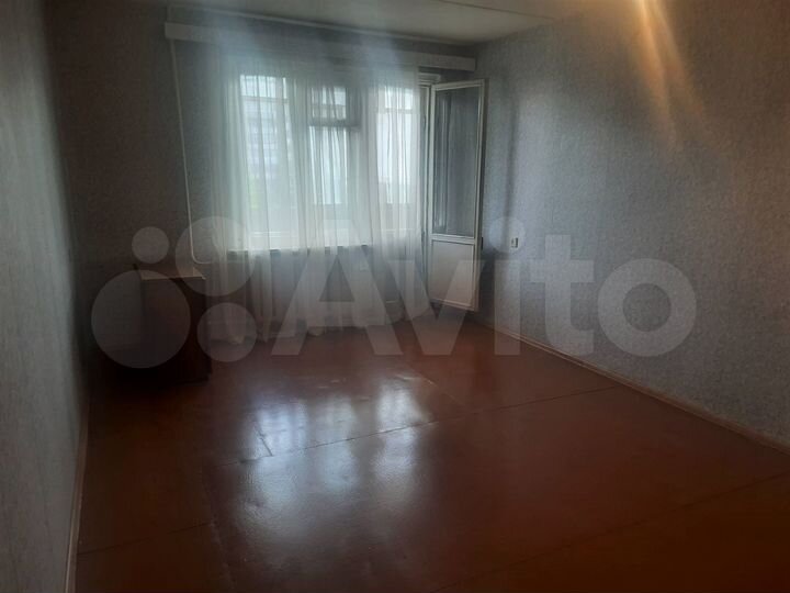 2-к. квартира, 55 м², 3/9 эт.