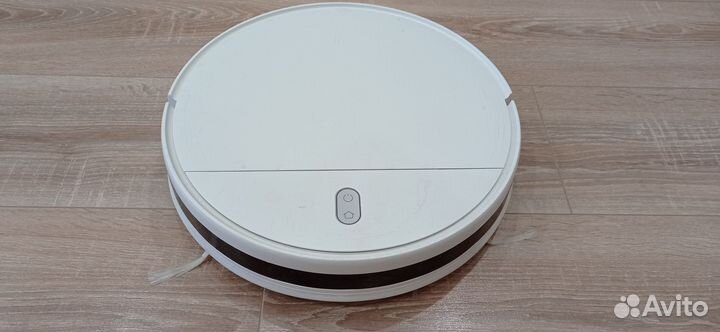 Робот-пылесос Xiaomi Mi Robot Vacuum Mop Essential