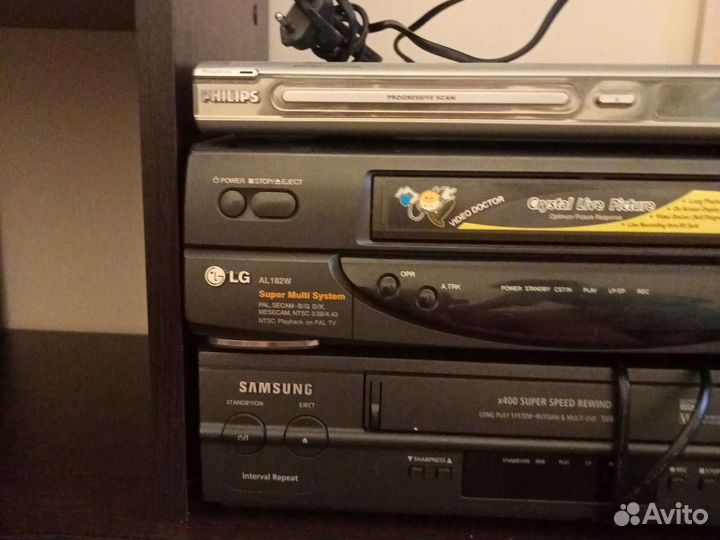 Видеомагнитофон