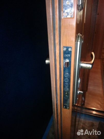 Замена дверных замков, ручек. И т.д