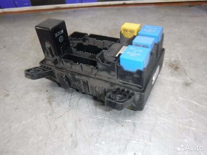 Крышка блока предохранителей Hyundai Getz G4EE