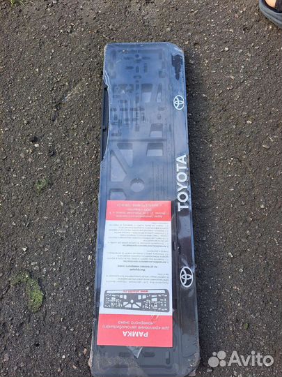 Номерные рамки Toyota