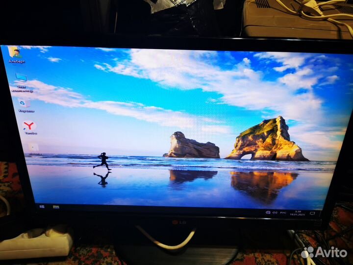 Монитор LG