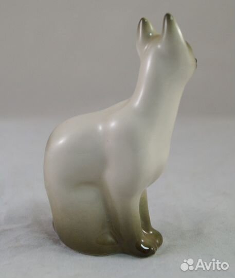 Фарфоровая статуэтка Сиамский кот